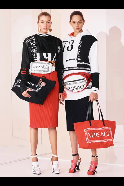 Look 11